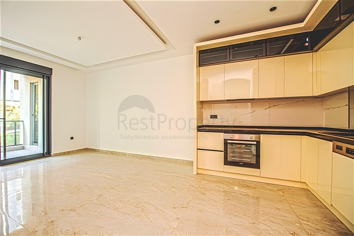 One-bedroom apartment 300 m from the sea