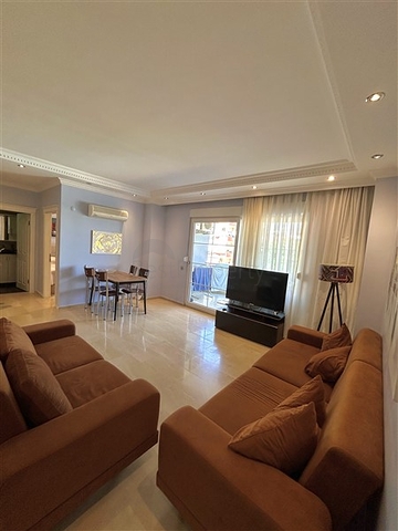 One-bedroom apartment 600 m from the sea in the Oba area 