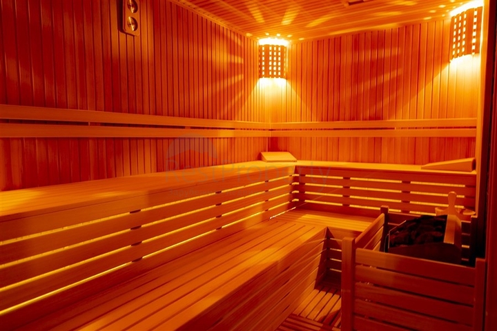 Luxury 3+2 penthouse in the popular area of Mahmutlar