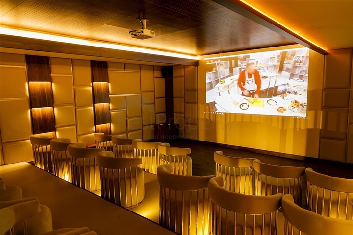 Luxury 3+2 penthouse in the popular area of Mahmutlar