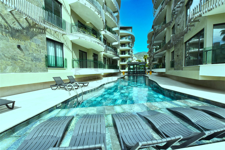 1+1 Apartment for Long-Term Rent in Alanya Center | Near Sea