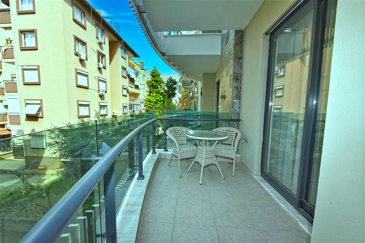 1+1 Apartment for Long-Term Rent in Alanya Center | Near Sea