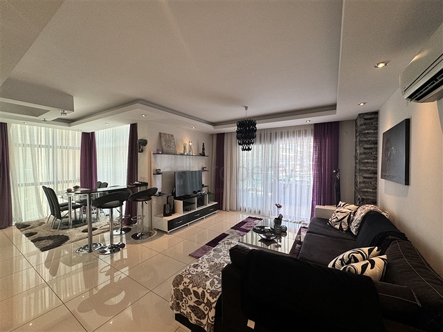 Spacious 2+1 apartment in the central area of Alanya