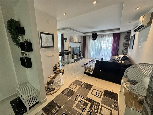 Spacious 2+1 apartment in the central area of Alanya