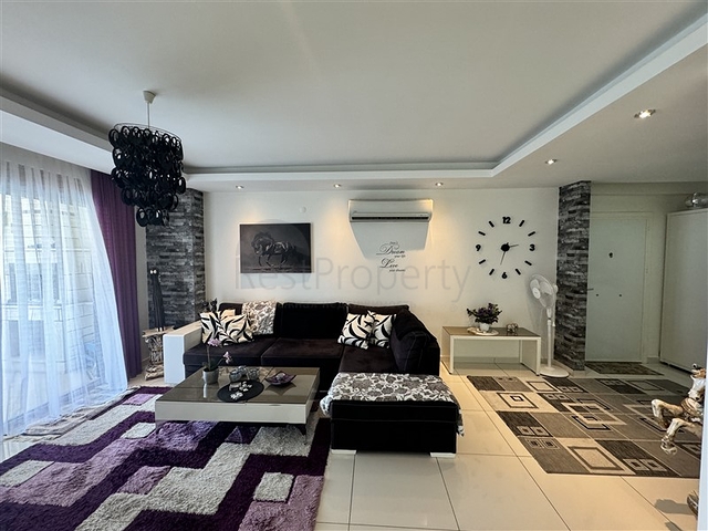 Spacious 2+1 apartment in the central area of Alanya