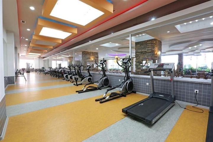 Spacious 2+1 apartment in the central area of Alanya