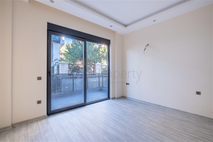 2+1 Garden Duplex in Residential Complex in Central Alanya