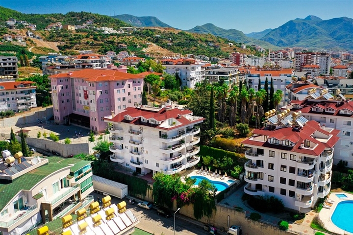 3+1 penthouse in the center of Alanya