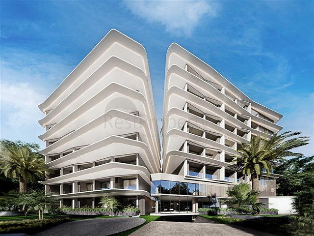 Phuket Tropical Paradise 