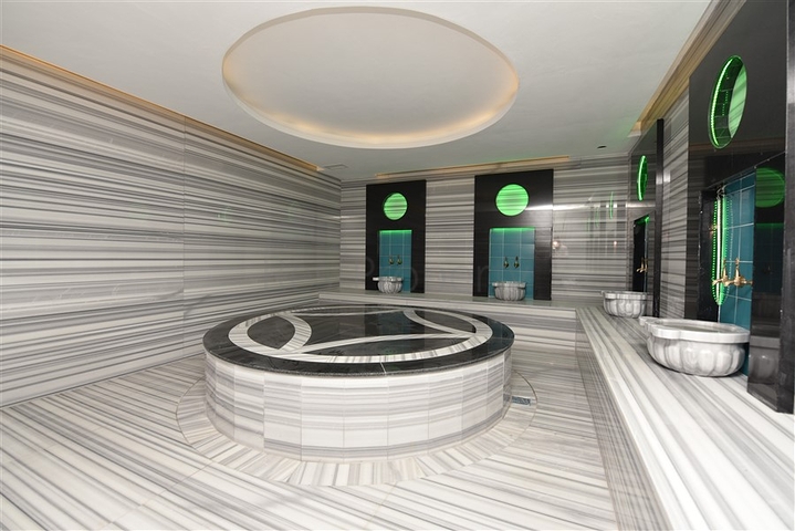 Furnished 1+1 Apartment in Oba Alanya with Spa Facilities