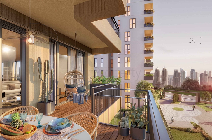 Large-scale residential complex in a promising area of Istanbul next to the current metro station