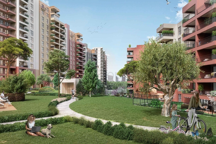 Large-scale residential complex in a promising area of Istanbul next to the current metro station