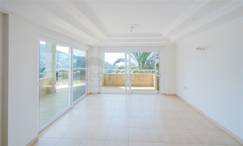 3+1 penthouse in the center of Alanya
