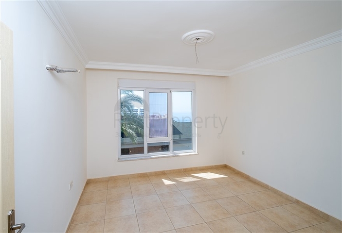 3+1 penthouse in the center of Alanya