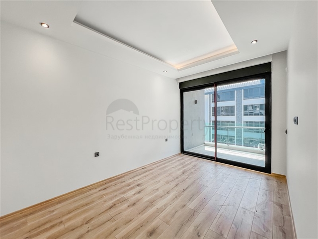 1+1 Apartment with Private Terrace in Oba Alanya