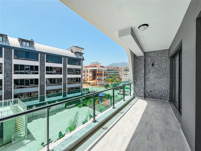 1+1 Apartment with Private Terrace in Oba Alanya