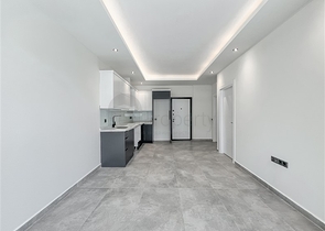 1+1 Apartment with Private Terrace in Oba Alanya