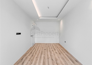 1+1 Apartment with Private Terrace in Oba Alanya