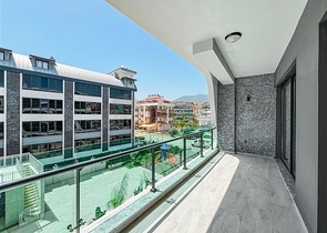 1+1 Apartment with Private Terrace in Oba Alanya