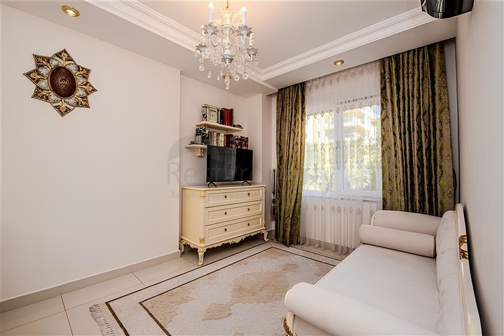 Furnished 2+1 Apartment in Avsallar Alanya with Resort Facilities