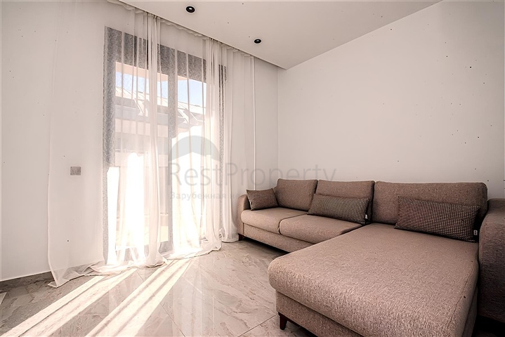 2+1 Apartment for Rent in Oba Alanya, 300 m to Beach