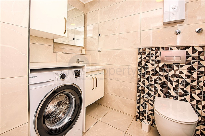 1+1 Apartment for Rent Near the Sea in Mahmutlar Alanya