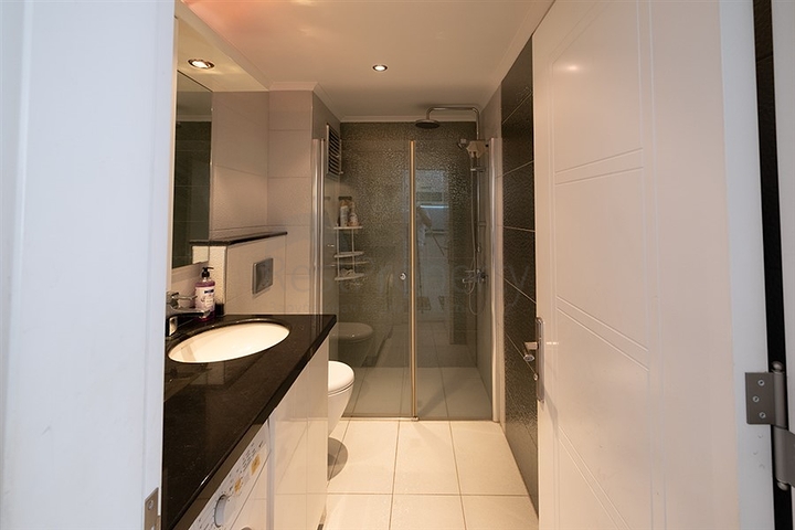 1+1 Apartment Near Cleopatra Beach Alanya, Modern Complex