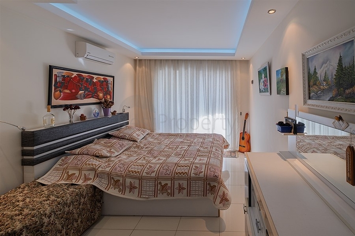 1+1 Apartment Near Cleopatra Beach Alanya, Modern Complex