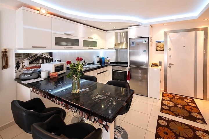 1+1 Apartment Near Cleopatra Beach Alanya, Modern Complex