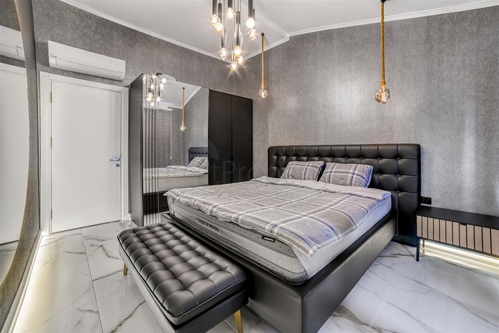 2+1 penthouse in Kargicak district