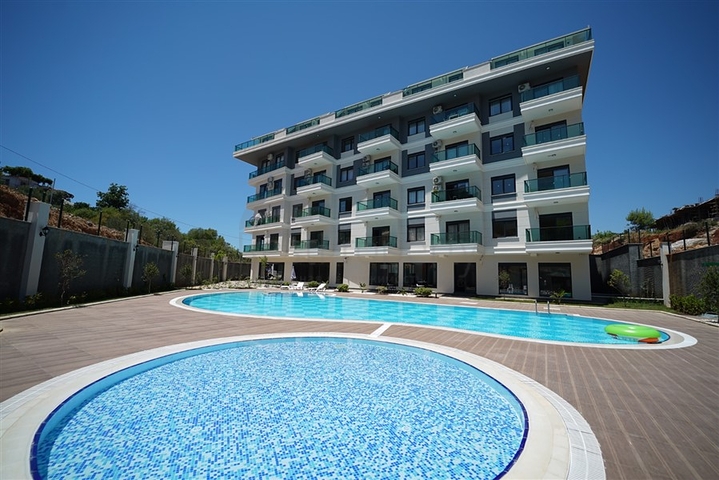 Furnished 1+1 Apartment in Oba Alanya with Hotel Facilities