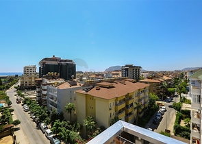 Furnished 3+1 Penthouse Near the Sea in Oba Alanya