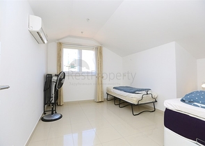 Furnished 3+1 Penthouse Near the Sea in Oba Alanya