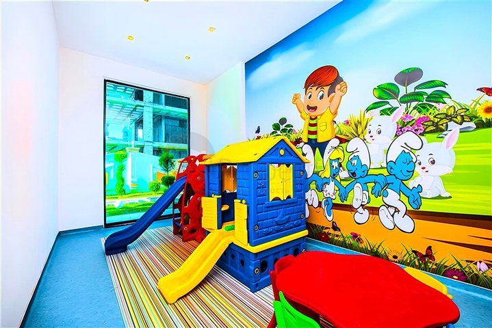 New 1+1 Apartment in Mahmutlar Alanya, Modern Complex