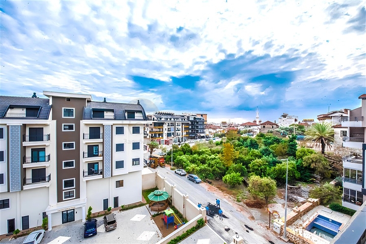 Modern 2+1 apartment in a prestigious area of Oba