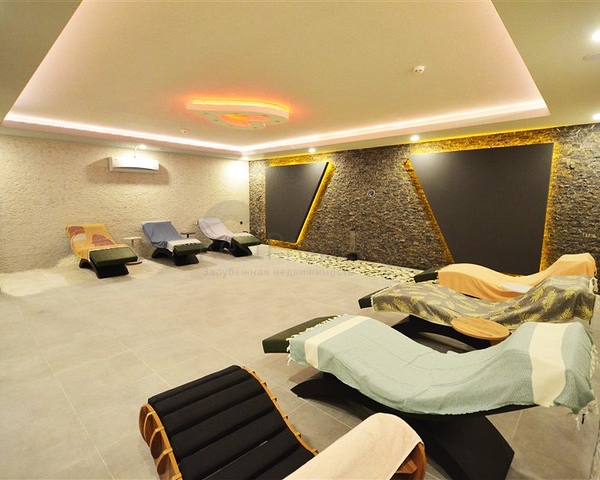 4+1 apartment in Kargicak area 200 m from the sea