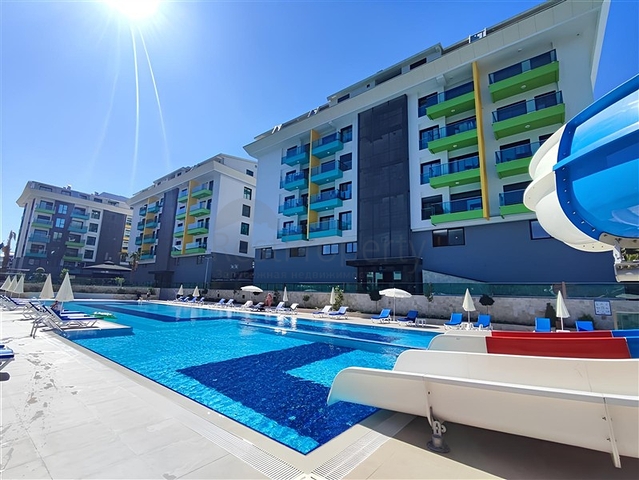 4+1 apartment in Kargicak area 200 m from the sea