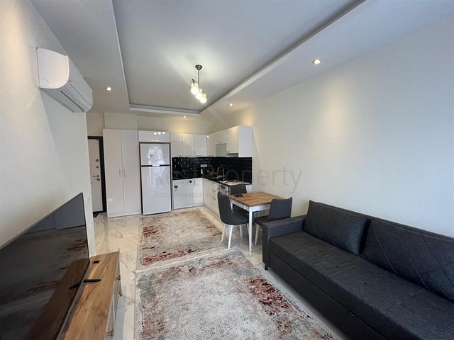 1+1 apartment from the owner in Kestel district