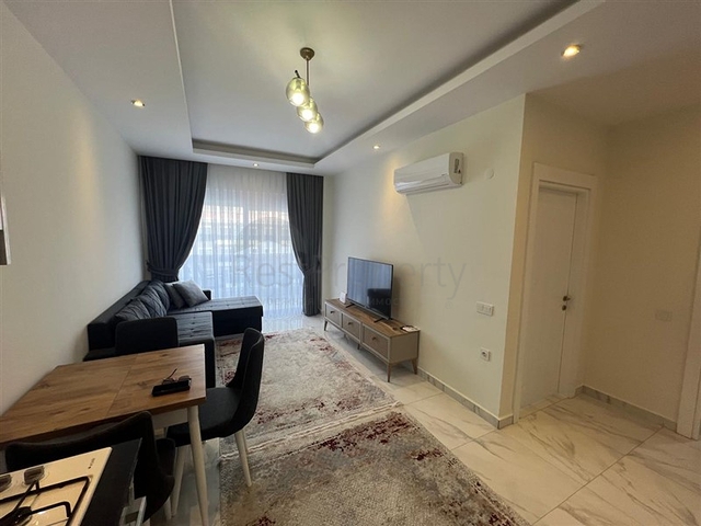 1+1 apartment from the owner in Kestel district