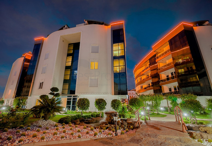 Apartment 2+1 in a hotel complex 5 minutes from the sea