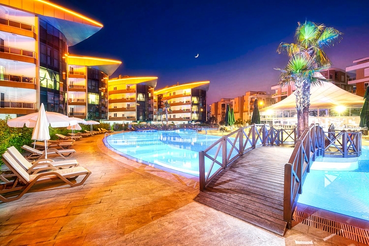 Apartment 2+1 in a hotel complex 5 minutes from the sea