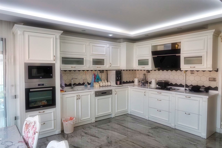 Apartment 4 + 1 in Konyaalti area - Antalya