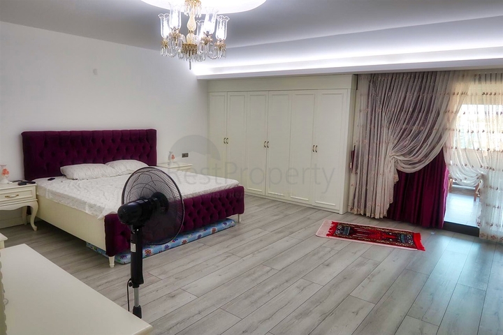 Apartment 4 + 1 in Konyaalti area - Antalya