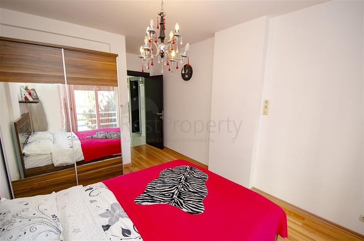 3 + 1 apartment with furniture in a complex in Hurme Konyaalti Antalya