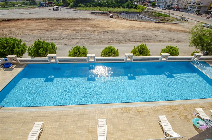 3 + 1 apartment with furniture in a complex in Hurme Konyaalti Antalya