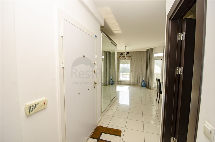 3 + 1 apartment with furniture in a complex in Hurme Konyaalti Antalya