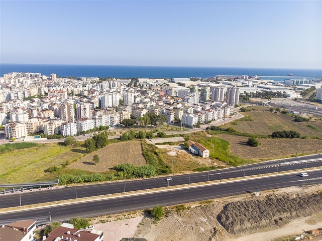 3 + 1 apartment with furniture in a complex in Hurme Konyaalti Antalya