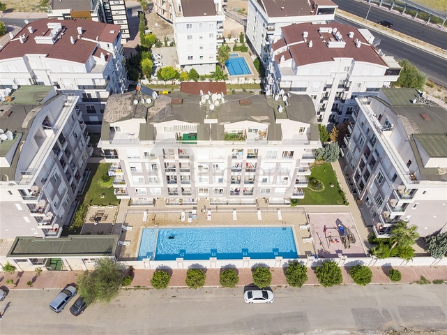 3 + 1 apartment with furniture in a complex in Hurme Konyaalti Antalya