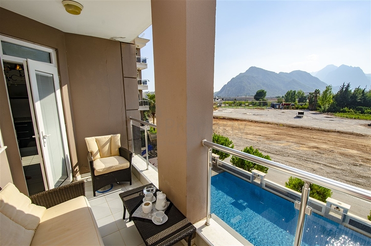 3 + 1 apartment with furniture in a complex in Hurme Konyaalti Antalya