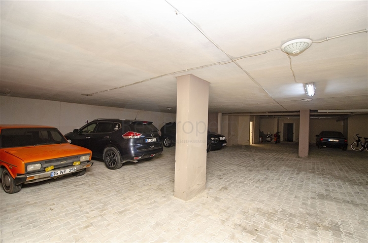 3 + 1 apartment with furniture in a complex in Hurme Konyaalti Antalya